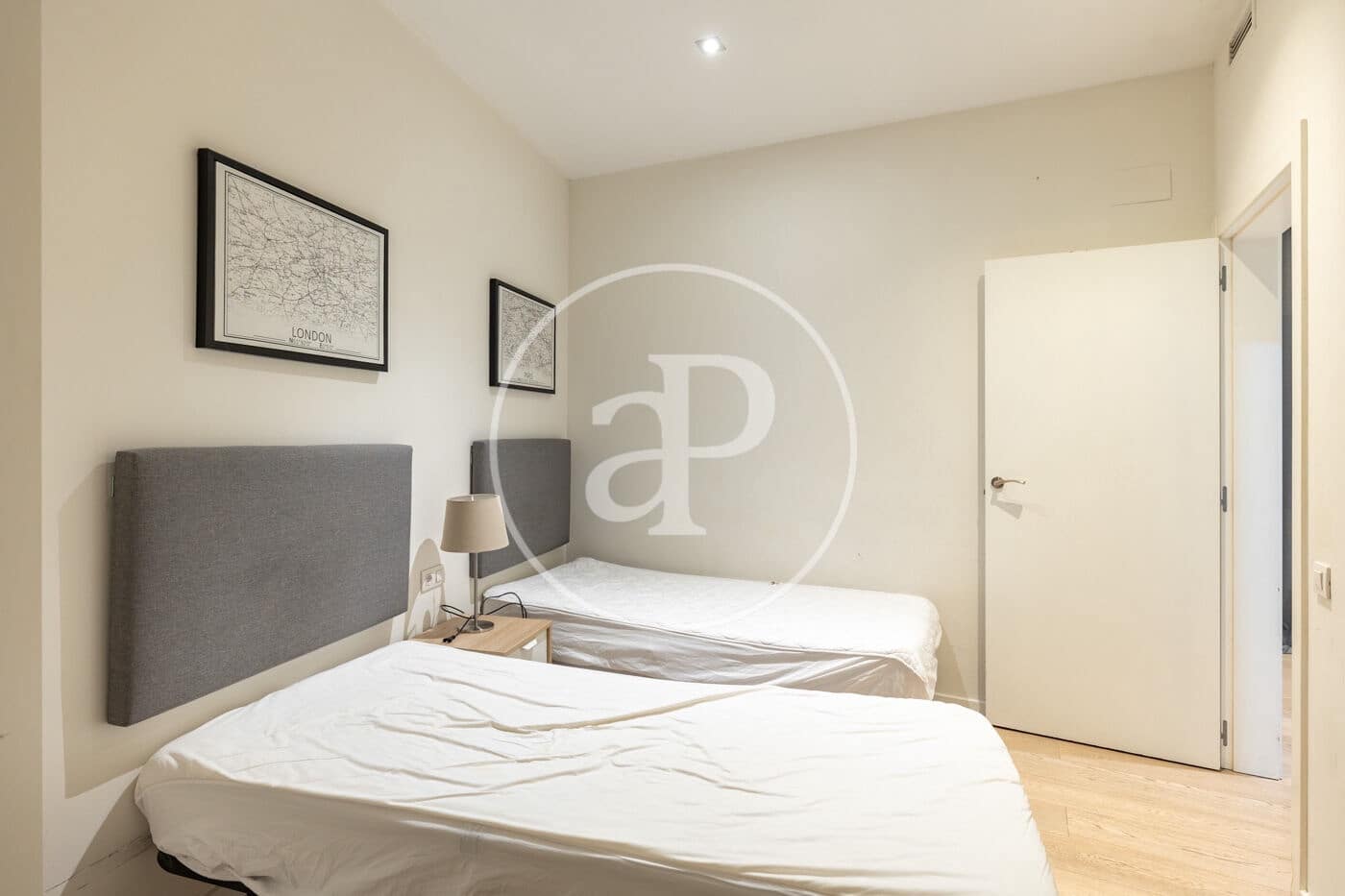 Apartamento de 3 habitaciones en Barcelona ciudad en venta - 1.250.000 € (Ref: 9738546)