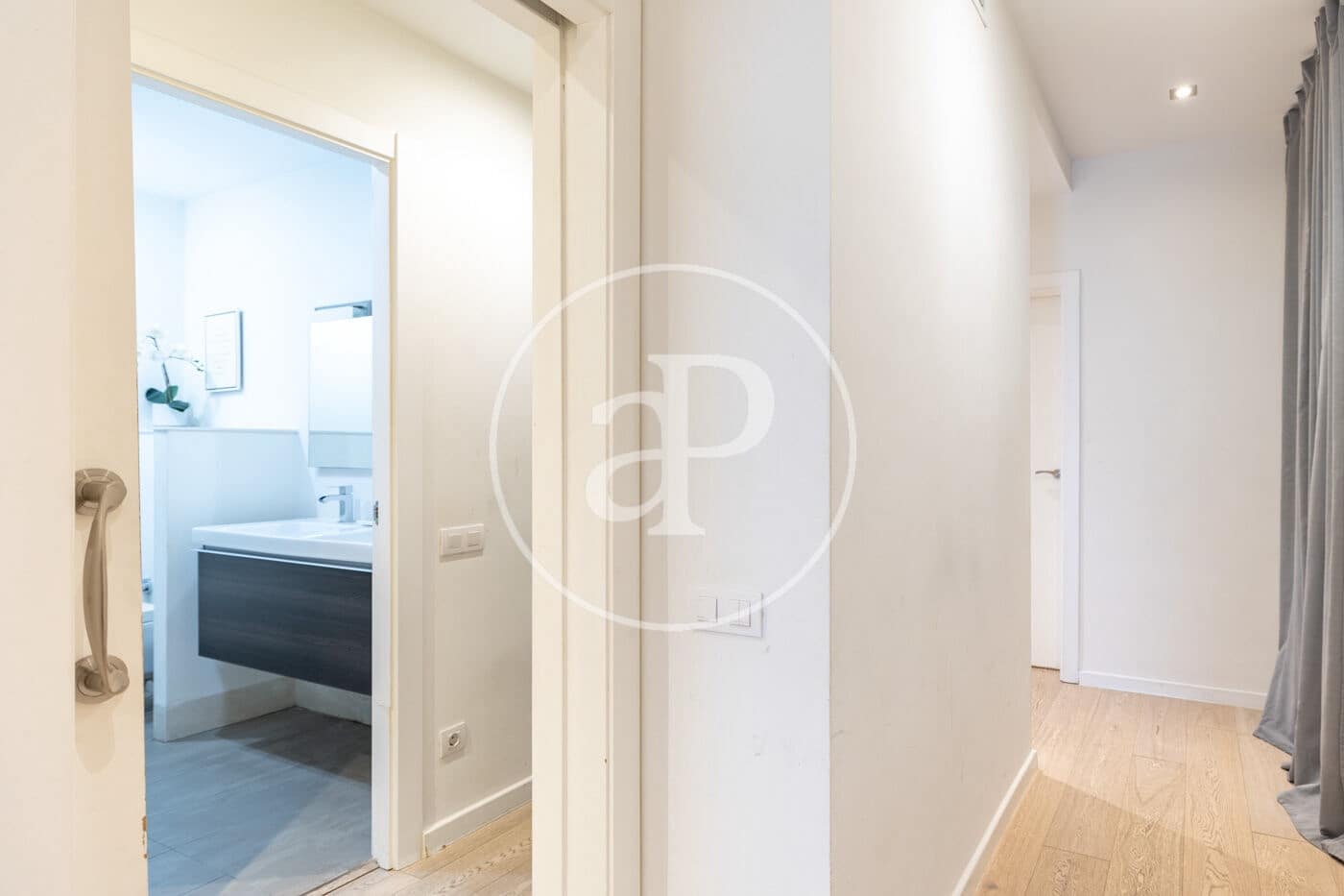 Apartamento de 3 habitaciones en Barcelona ciudad en venta - 1.250.000 € (Ref: 9738546)