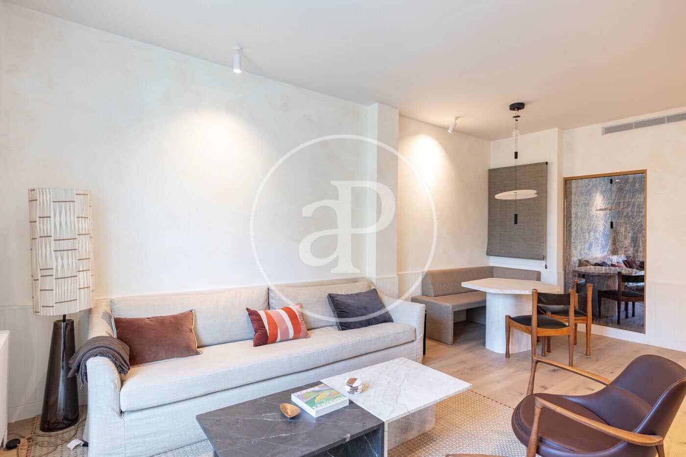 3 bedroom Apartment for sale in Barcelona city - € 1,500,000 (Ref: 9738547)