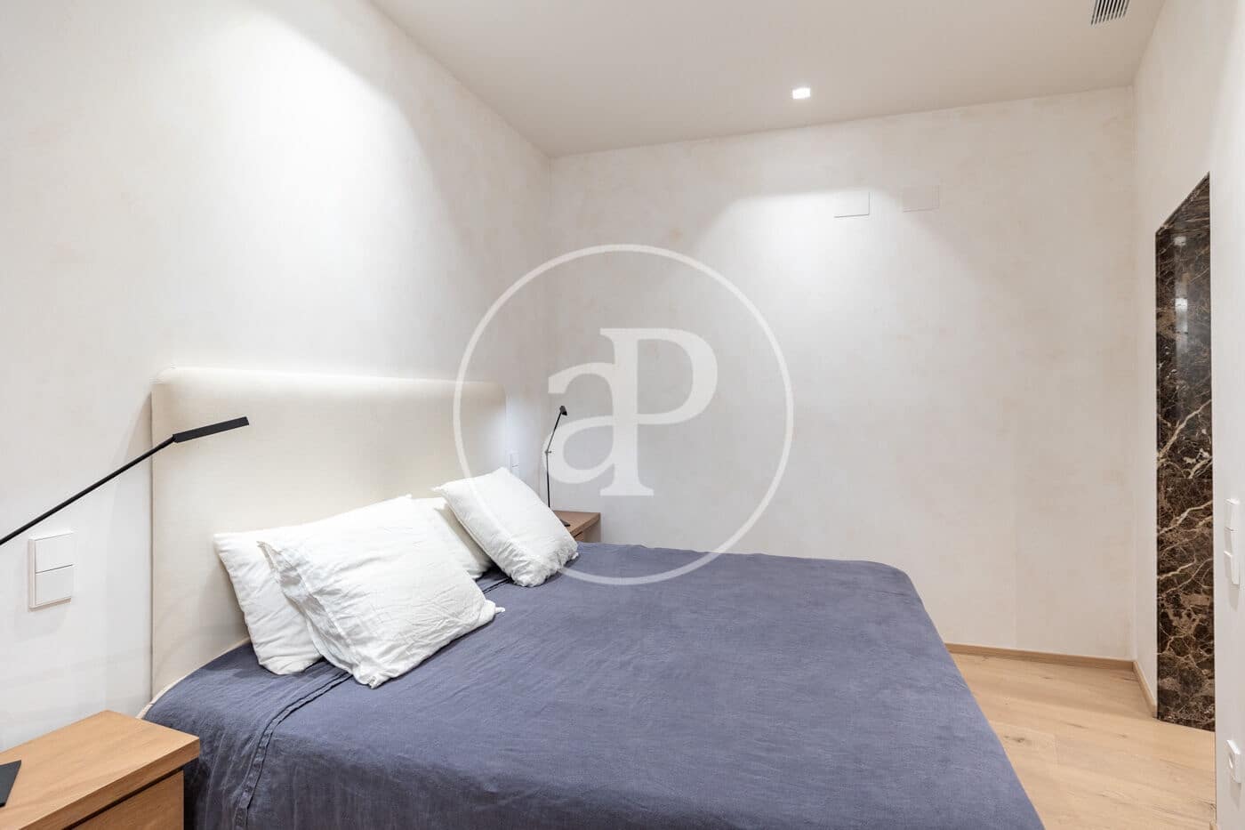 3 bedroom Apartment for sale in Barcelona city - € 1,500,000 (Ref: 9738547)