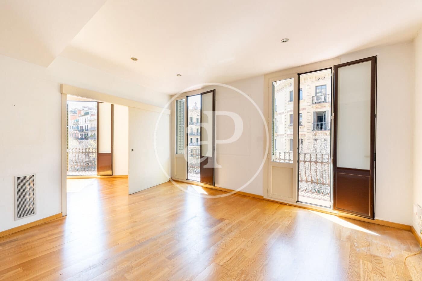 2 soveværelse Lejlighed til salg i Barcelona by - € 640.000 (Ref: 9738548)