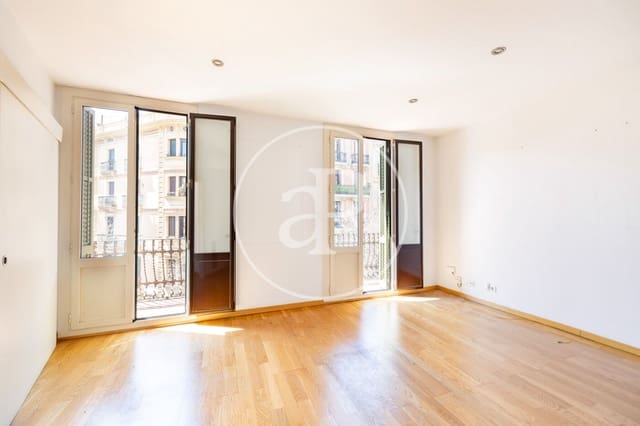 Apartamento de 2 habitaciones en L'Antiga Esquerra de L'Eixample, Barcelona ciudad en venta - 640.000 € (Ref: 9738548)