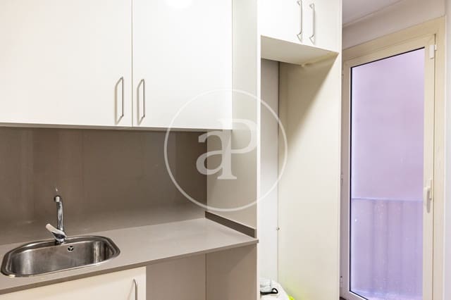 Apartamento de 2 habitaciones en L'Antiga Esquerra de L'Eixample, Barcelona ciudad en venta - 640.000 € (Ref: 9738548)