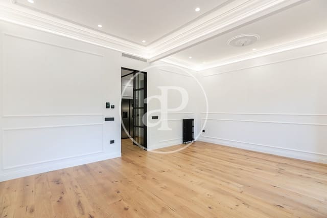 Apartamento de 3 habitaciones en La Sagrada Família, Barcelona ciudad en venta - 1.290.000 € (Ref: 9741724)