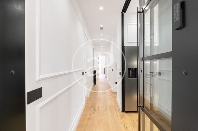 Apartamento de 3 habitaciones en La Sagrada Família, Barcelona ciudad en venta - 1.290.000 € (Ref: 9741724)