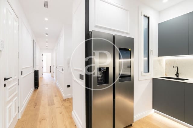 Apartamento de 3 habitaciones en La Sagrada Família, Barcelona ciudad en venta - 1.290.000 € (Ref: 9741724)