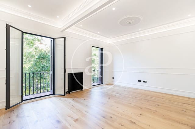 Apartamento de 3 habitaciones en La Sagrada Família, Barcelona ciudad en venta - 1.290.000 € (Ref: 9741724)