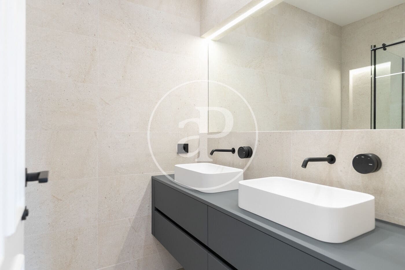 Apartamento de 3 habitaciones en Barcelona ciudad en venta - 1.290.000 € (Ref: 9741724)