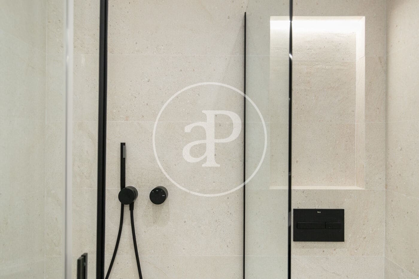 Apartamento de 3 habitaciones en Barcelona ciudad en venta - 1.290.000 € (Ref: 9741724)