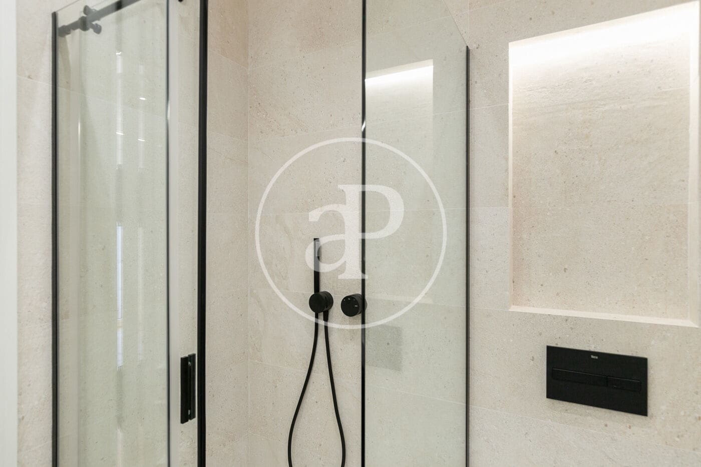 Apartamento de 3 habitaciones en Barcelona ciudad en venta - 1.290.000 € (Ref: 9741724)