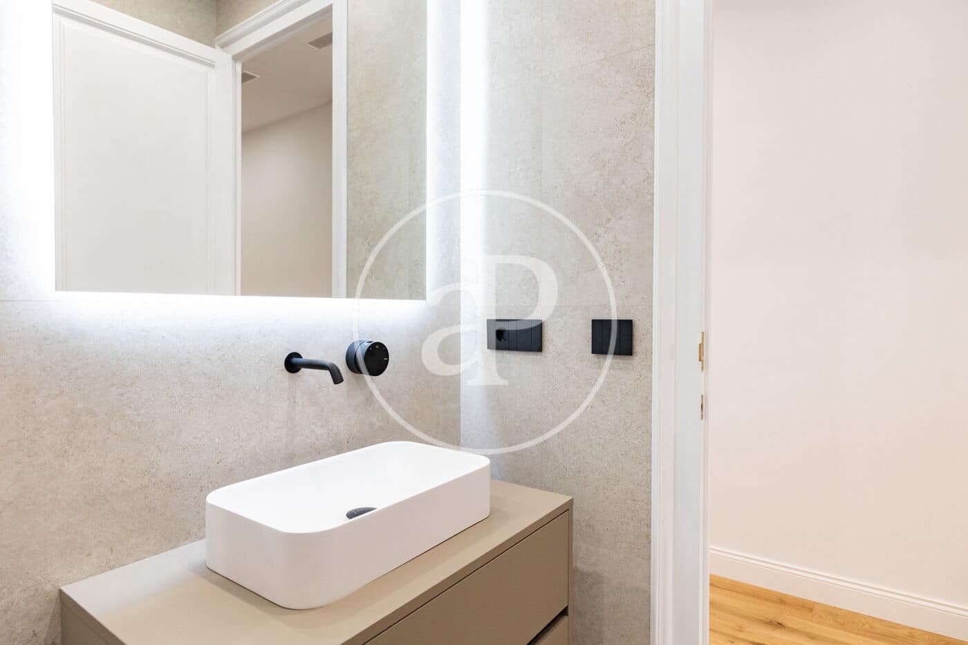 3 soveværelse Lejlighed til salg i Barcelona by - € 1.250.000 (Ref: 9741724)