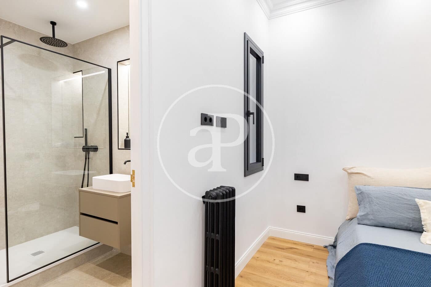 3 soveværelse Lejlighed til salg i Barcelona by - € 1.250.000 (Ref: 9741724)