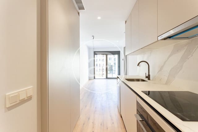 Apartamento de 2 habitaciones en La Nova Esquerra de L'Eixample, Barcelona ciudad en alquiler - 2.200 € (Ref: 9741725)