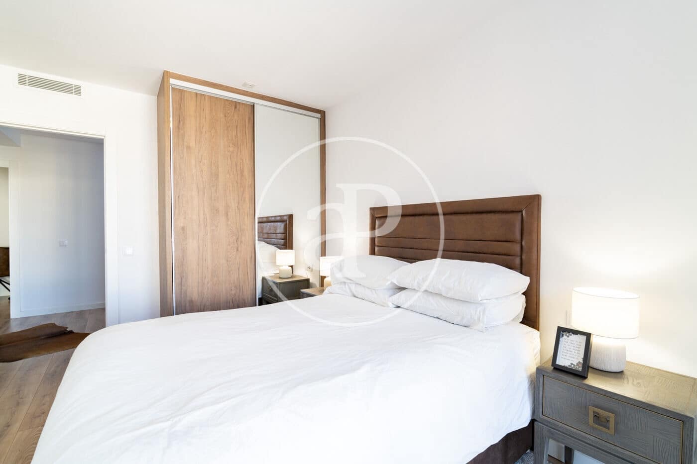 3 bedroom Apartment for rent in Barcelona city - € 4,900 (Ref: 9741726)