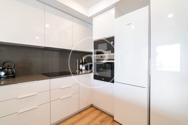 Apartamento de 3 habitaciones en La Dreta de L'Eixample, Barcelona ciudad en alquiler - 4.900 € (Ref: 9741726)