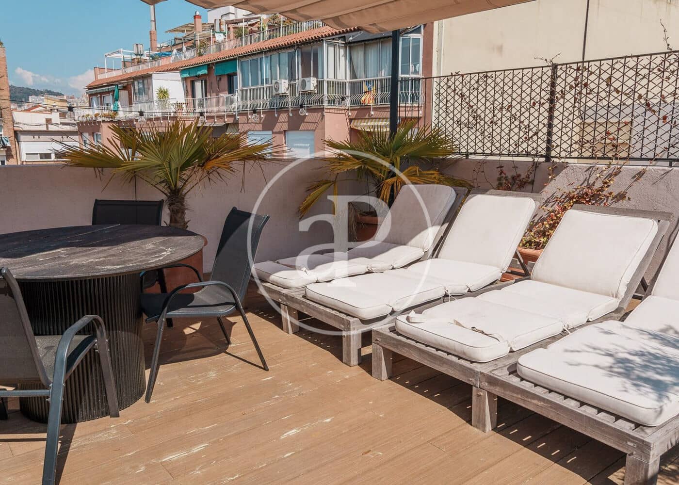 3 quarto Penthouse para arrendar em Barcelona cidade - 3 850 € (Ref: 9741726)