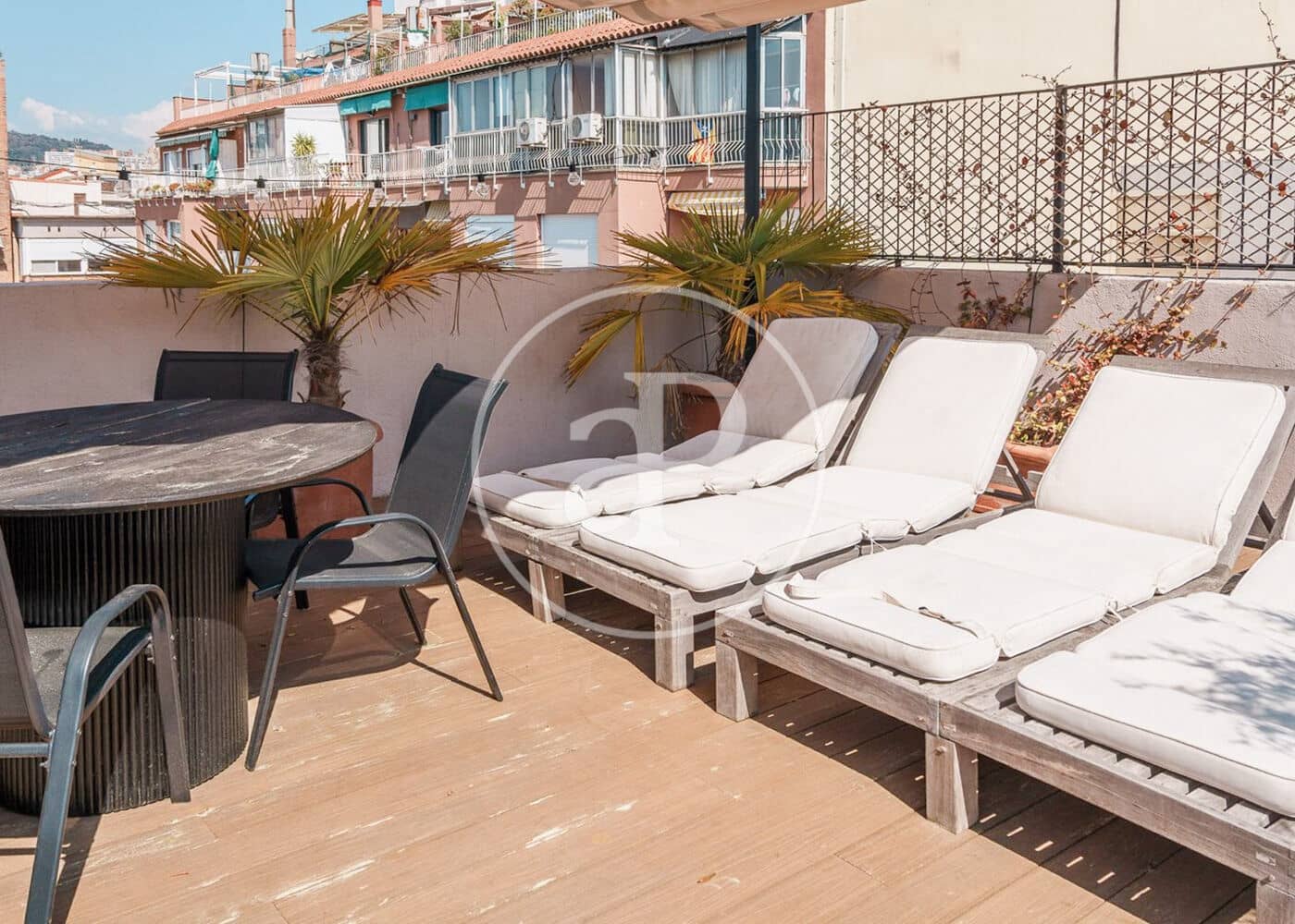 3 quarto Penthouse para arrendar em Barcelona cidade - 3 850 € (Ref: 9741726)