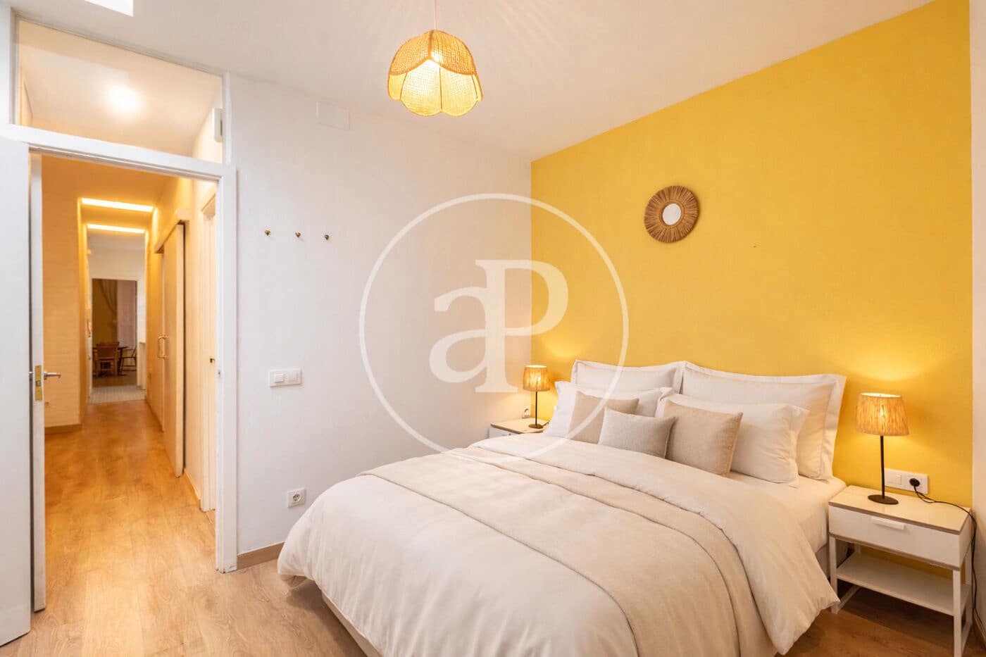 Apartamento de 2 habitaciones en Barcelona ciudad en venta - 350.000 € (Ref: 9741729)