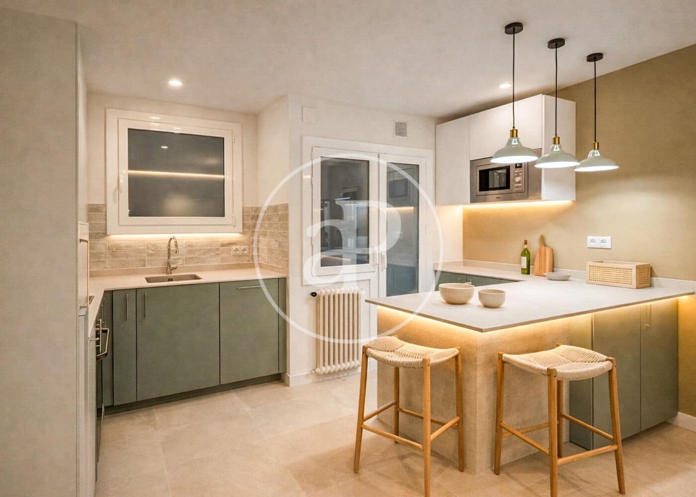 3 bedroom Apartment for sale in Barcelona city - € 610,000 (Ref: 9752009)