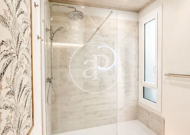 3 soverom Leilighet til salgs i La Nova Esquerra de L'Eixample, Barcelona by - € 610 000 (Ref: 9752009)