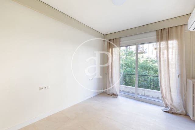 3 quarto Apartamento para venda em La Nova Esquerra de L'Eixample, Barcelona cidade - 590 000 € (Ref: 9752009)