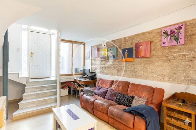 3 soveværelse Villa til salg i El Poblenou, Barcelona by - € 700.000 (Ref: 9755653)