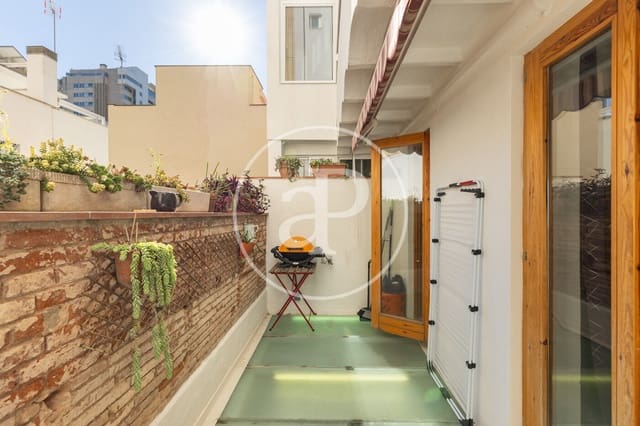 3 soveværelse Villa til salg i El Poblenou, Barcelona by - € 700.000 (Ref: 9755653)