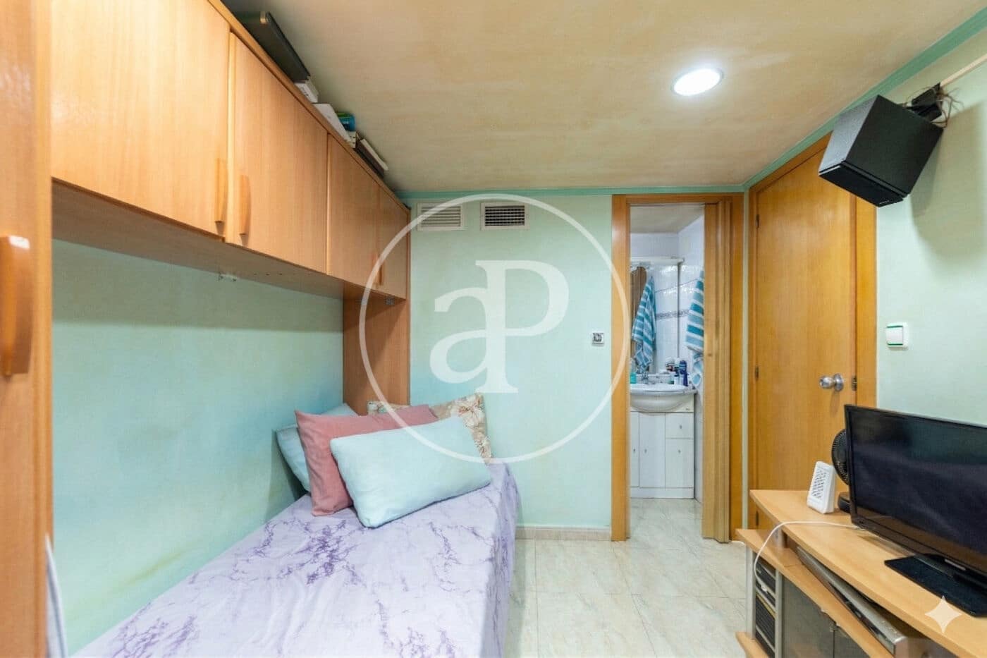 3 soveværelse Villa til salg i Barcelona by - € 700.000 (Ref: 9755653)