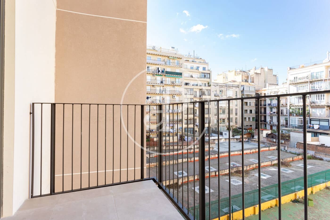 1 soveværelse Lejlighed til leje i Barcelona by - € 2.000 (Ref: 9758850)