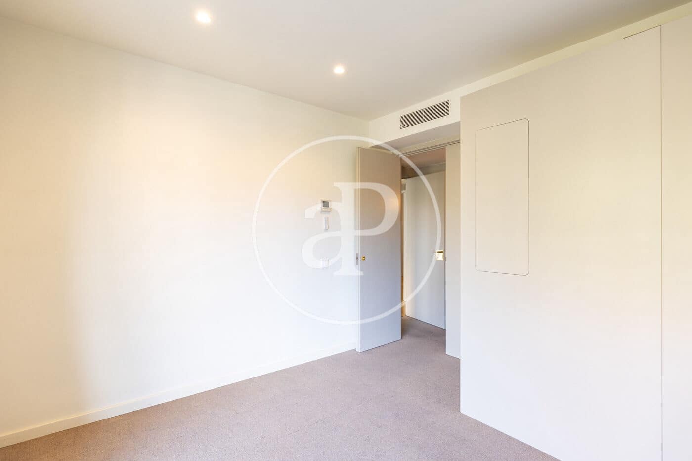 4 sovrum Lägenhet att hyra i Barcelona stad - 3 459 € (Ref: 9758851)