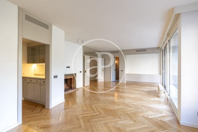 4 sovrum Lägenhet att hyra i Sant Gervasi - La Bonanova, Barcelona stad - 3 459 € (Ref: 9758851)