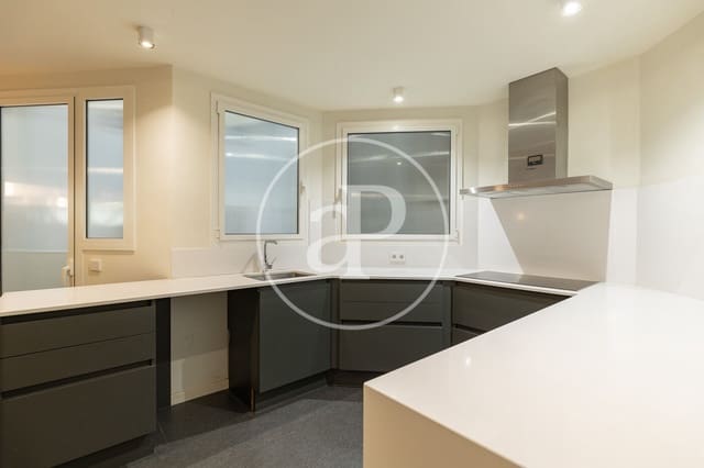 4 sovrum Lägenhet att hyra i Sant Gervasi - La Bonanova, Barcelona stad - 3 459 € (Ref: 9758851)