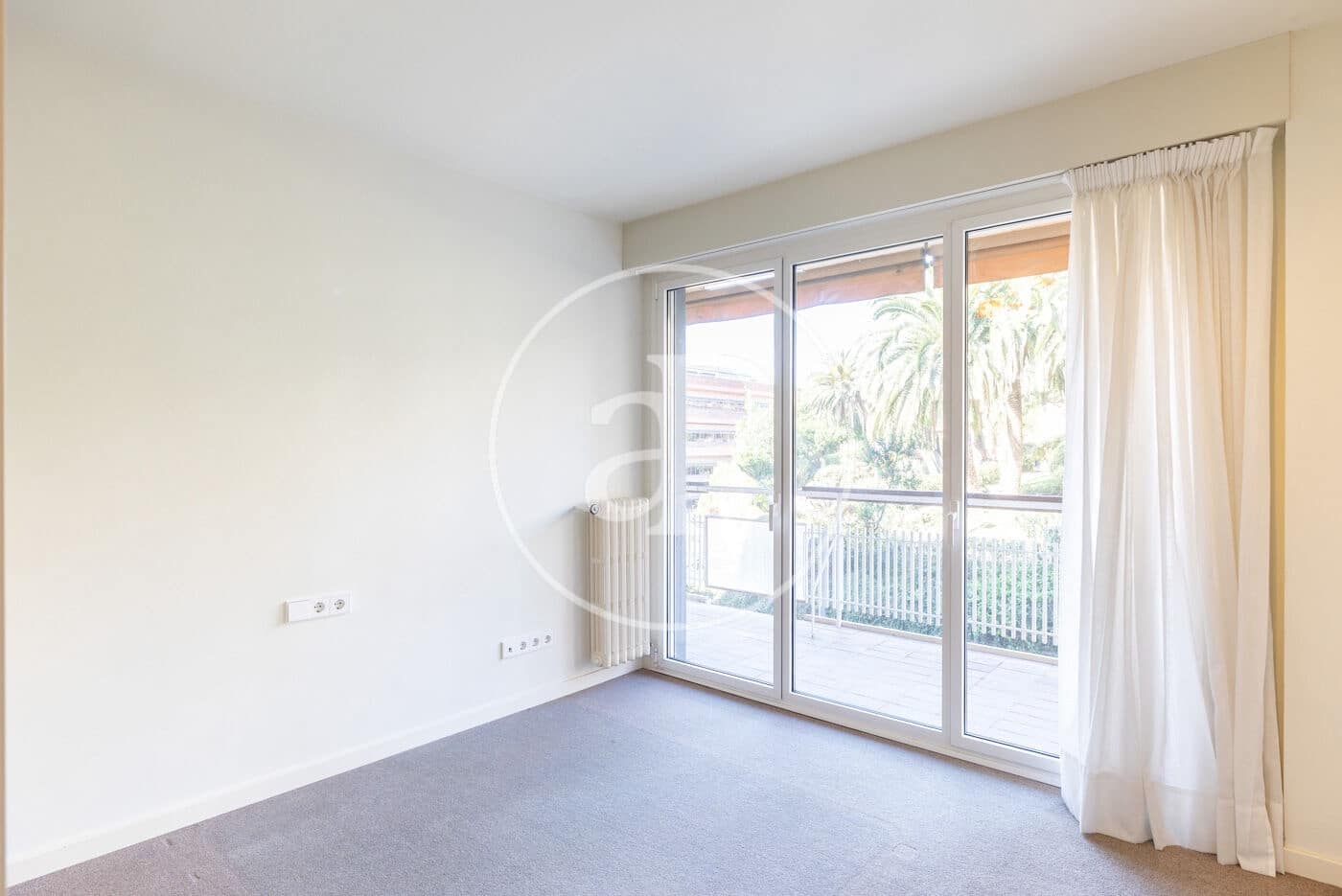 4 sovrum Lägenhet att hyra i Barcelona stad - 3 459 € (Ref: 9758851)