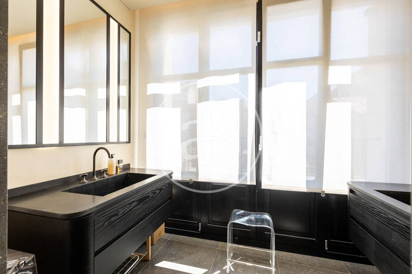 2 slaapkamer Appartement te koop in Barcelona stad - € 1.100.000 (Ref: 9761965)