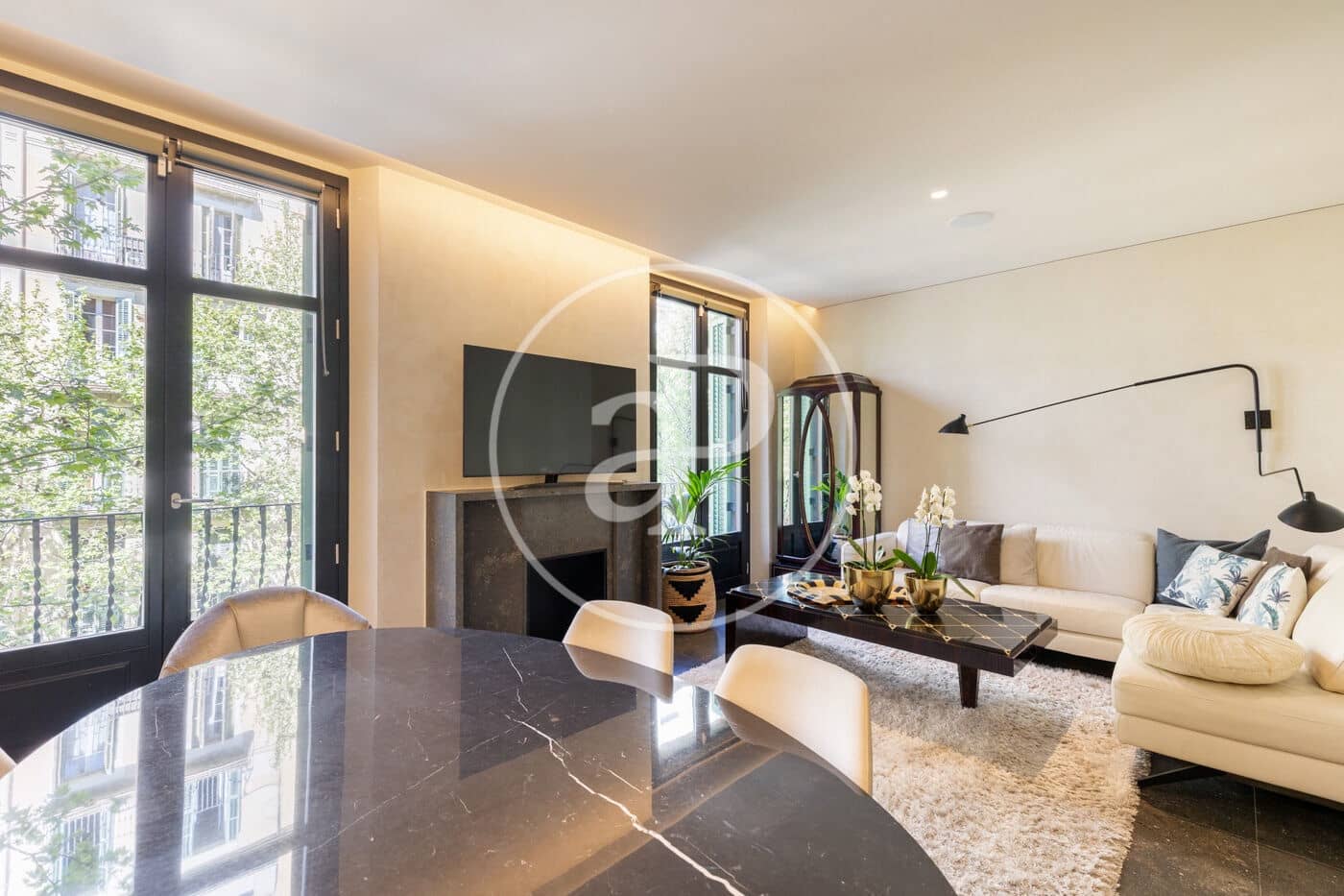 2 slaapkamer Appartement te koop in Barcelona stad - € 1.100.000 (Ref: 9761965)