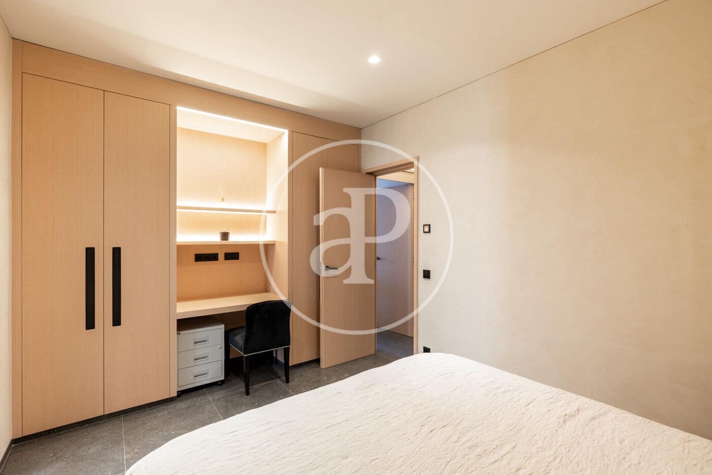 2 slaapkamer Appartement te koop in Barcelona stad - € 1.100.000 (Ref: 9761965)