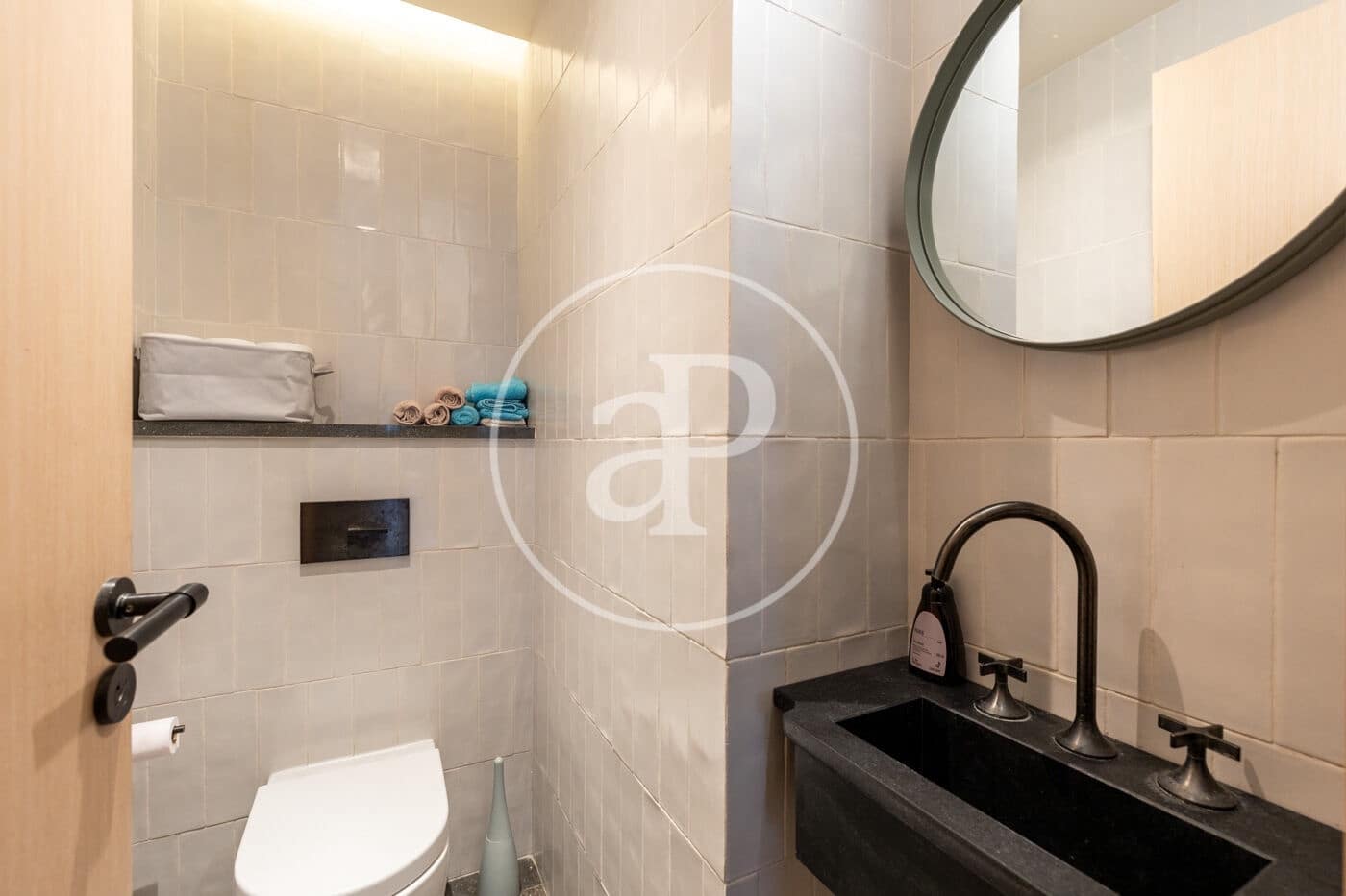 2 slaapkamer Appartement te koop in Barcelona stad - € 1.100.000 (Ref: 9761965)