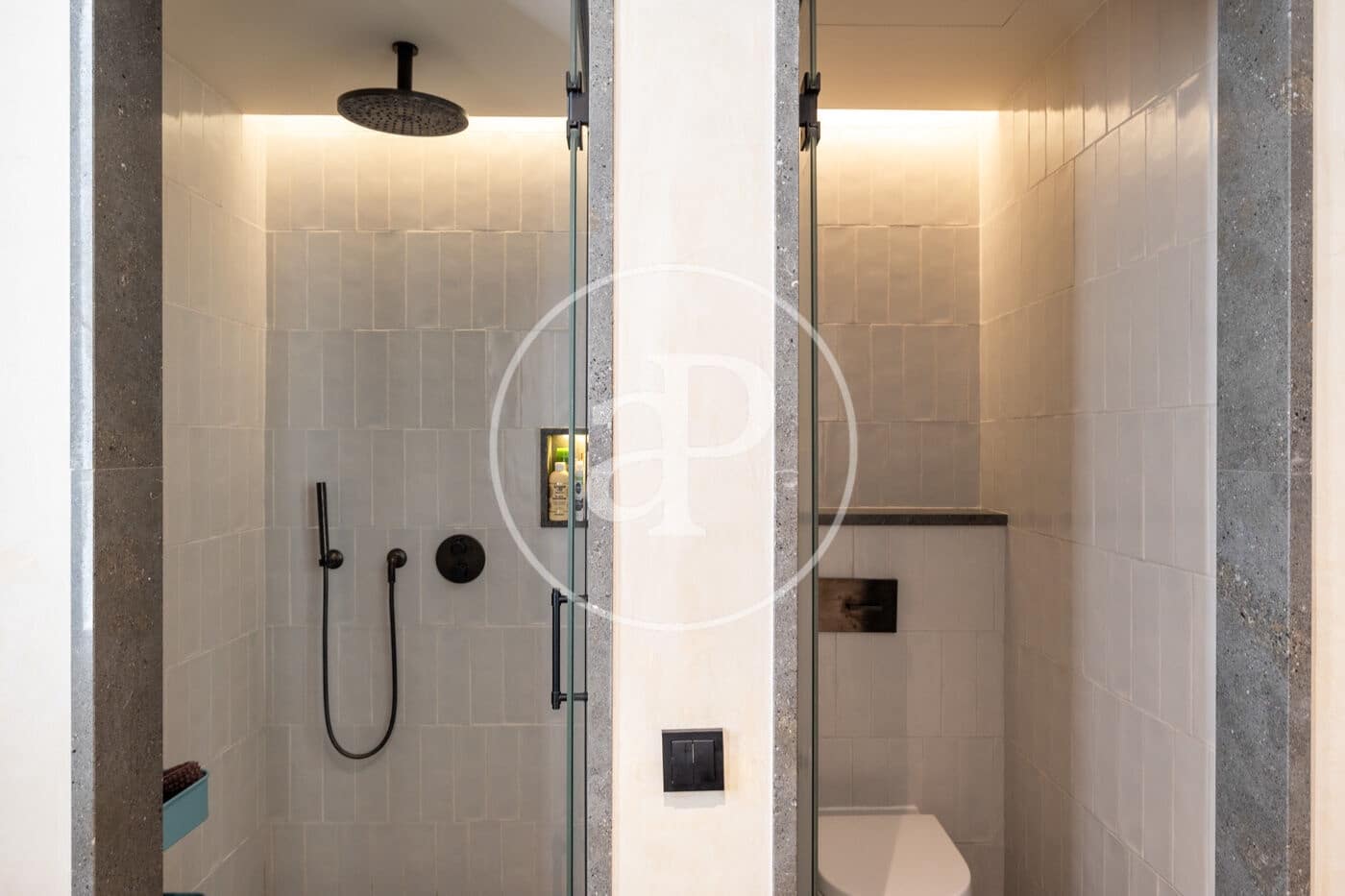 2 slaapkamer Appartement te koop in Barcelona stad - € 1.100.000 (Ref: 9761965)