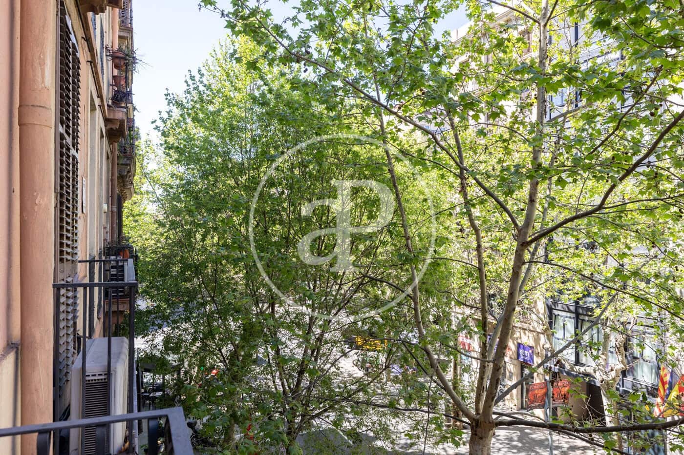 2 slaapkamer Appartement te koop in Barcelona stad - € 1.100.000 (Ref: 9761965)