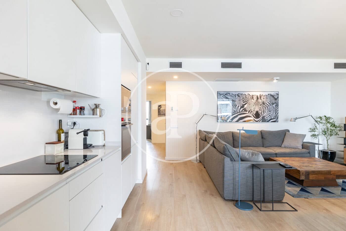 3 soveværelse Lejlighed til leje i Badalona med swimmingpool - € 3.770 (Ref: 9761968)