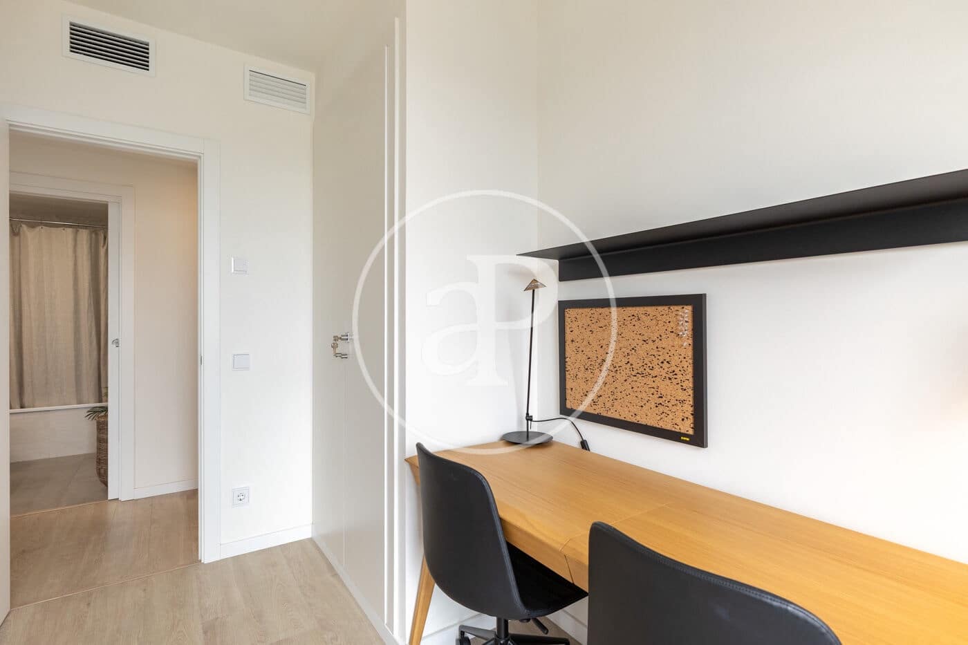 3 soveværelse Lejlighed til leje i Badalona med swimmingpool - € 3.770 (Ref: 9761968)