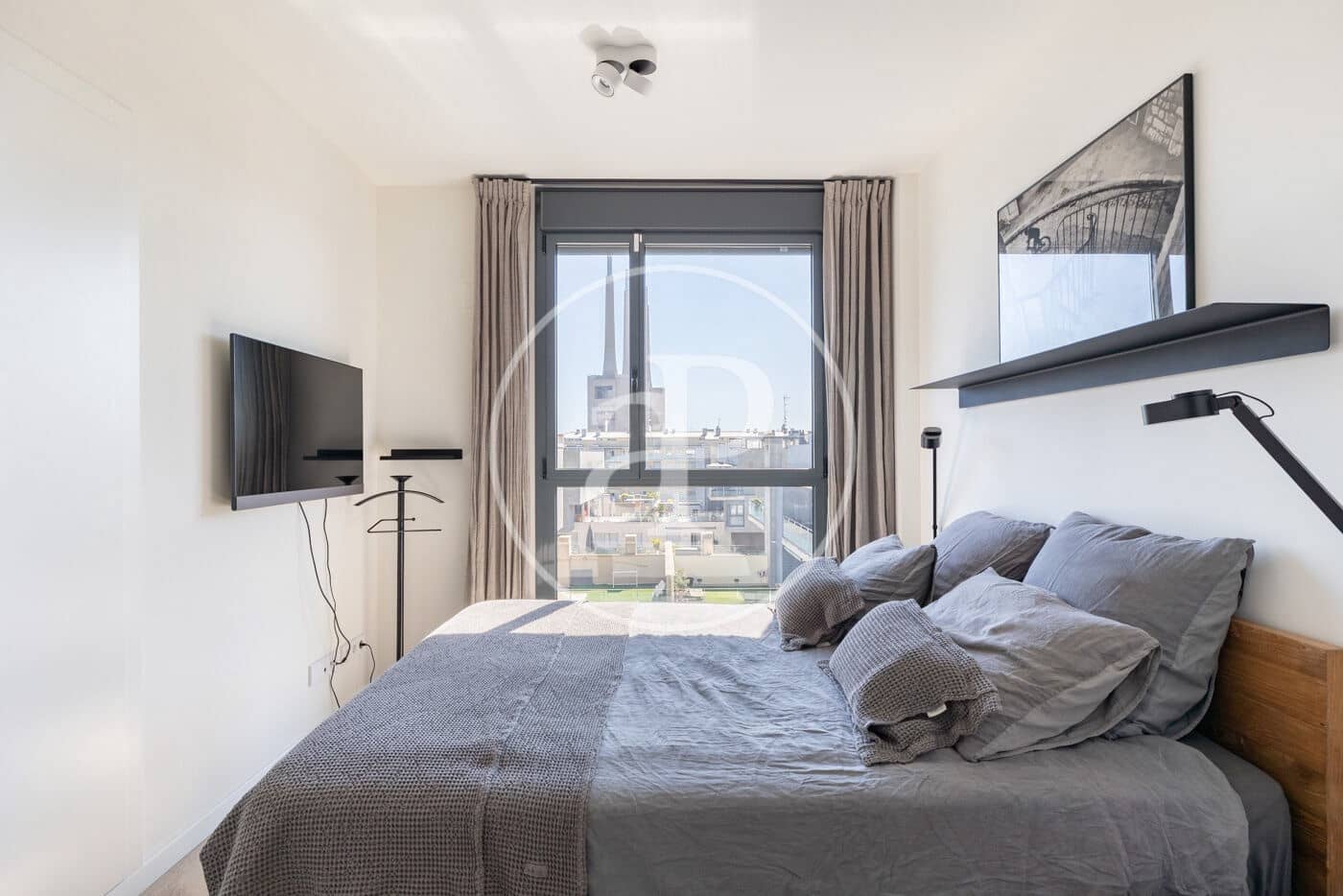 3 bedroom Penthouse for rent in Badalona with pool - € 2,890 (Ref: 9761968)