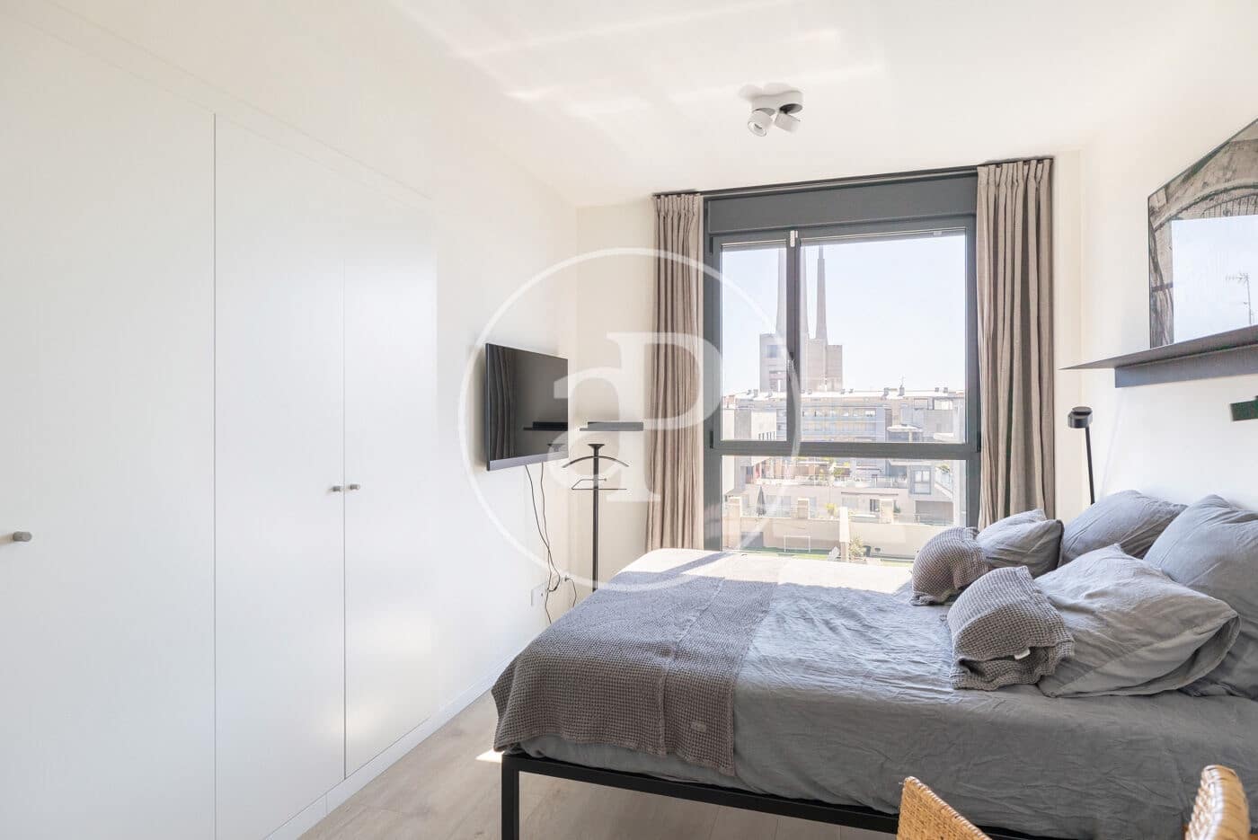3 bedroom Penthouse for rent in Badalona with pool - € 2,890 (Ref: 9761968)