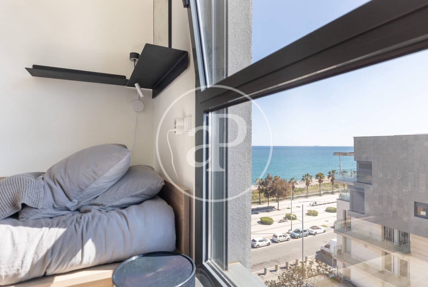 3 bedroom Penthouse for rent in Badalona with pool - € 2,890 (Ref: 9761968)
