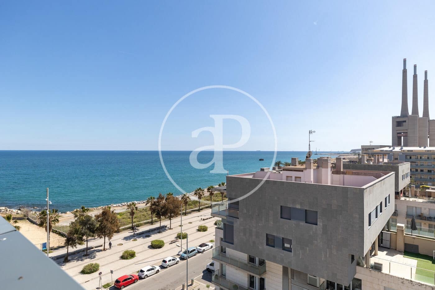 3 bedroom Penthouse for rent in Badalona with pool - € 2,890 (Ref: 9761968)
