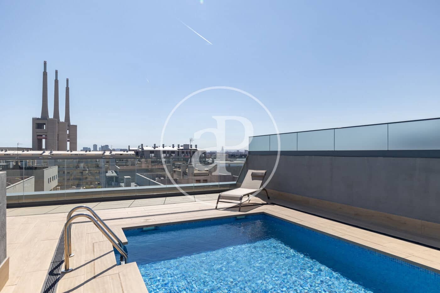 3 bedroom Penthouse for rent in Badalona with pool - € 2,890 (Ref: 9761968)