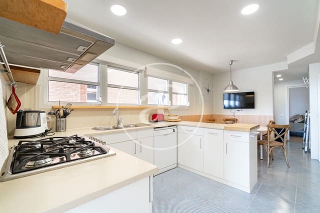 5 bedroom Apartment for rent in Les Tres Torres, Barcelona city with garage - € 4,500 (Ref: 9770620)