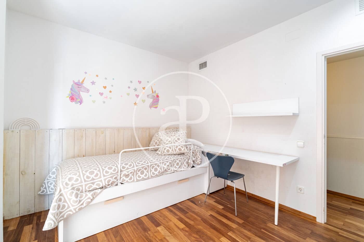 5 bedroom Apartment for rent in Barcelona city with garage - € 4,500 (Ref: 9770620)