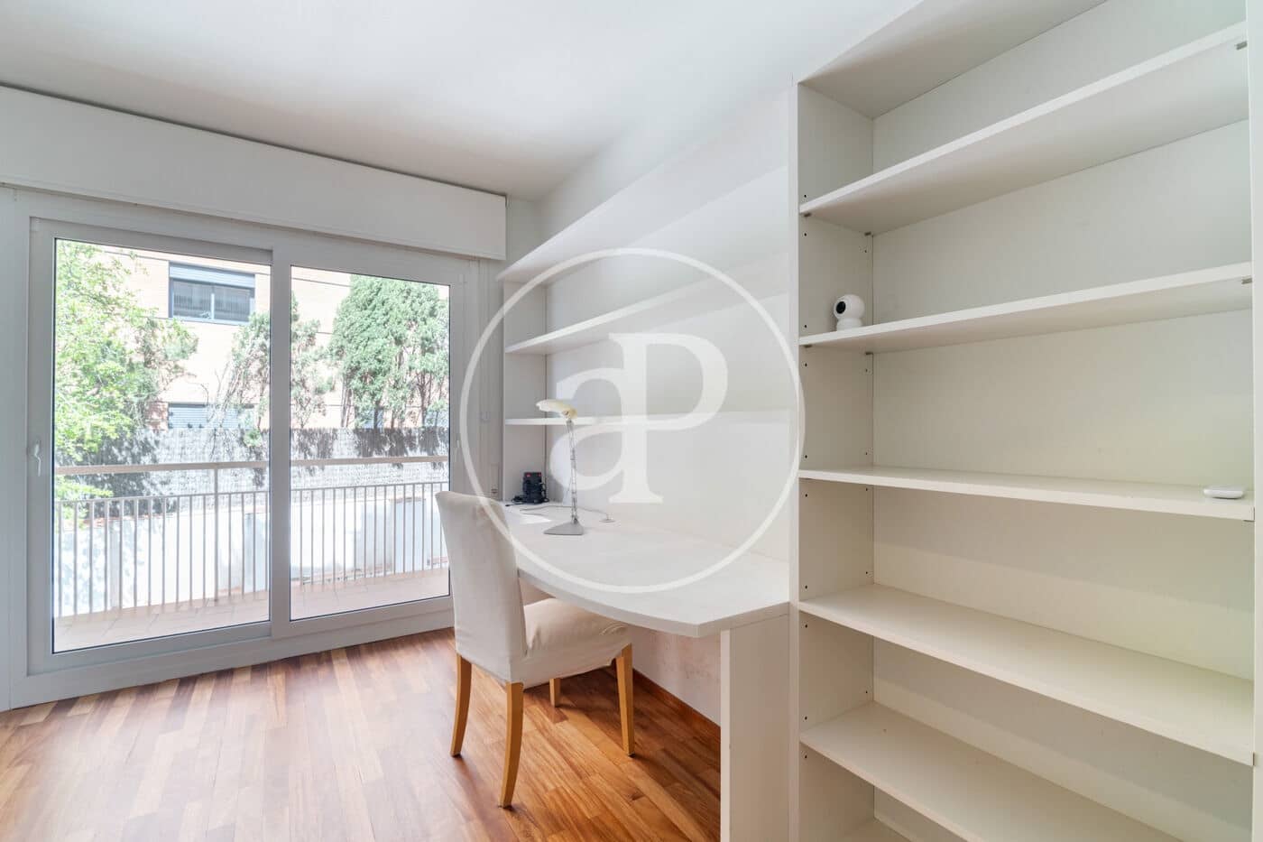 5 bedroom Apartment for rent in Barcelona city with garage - € 4,500 (Ref: 9770620)