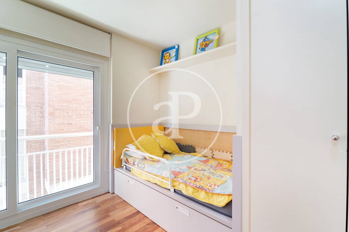 5 bedroom Apartment for rent in Barcelona city with garage - € 4,500 (Ref: 9770620)